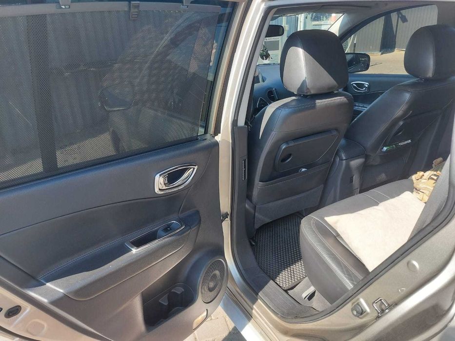Продаж автомобіля Renault Koleos 2012 2.0 dci
