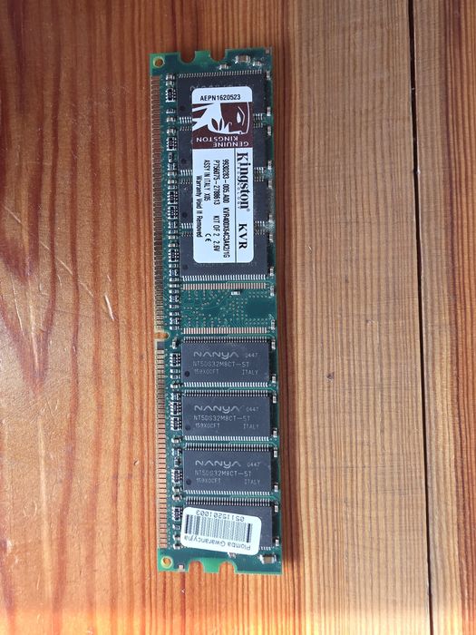 Pamięć RAM Kingston 1 GB DDR PC3200, 400 MHz – sprawna