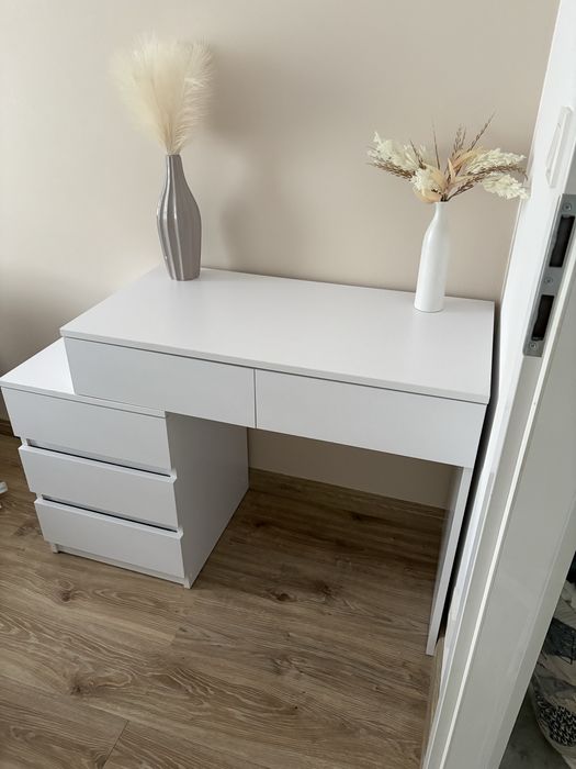 Biurko/ toaletka / komoda