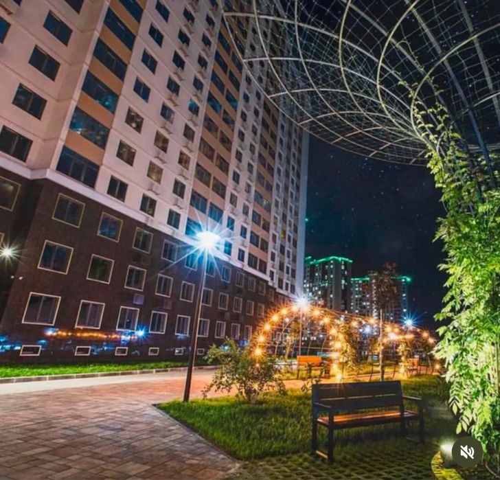 1 ком. квартира в 40 Жемчужине на Таирова -44 метров . Вид .
