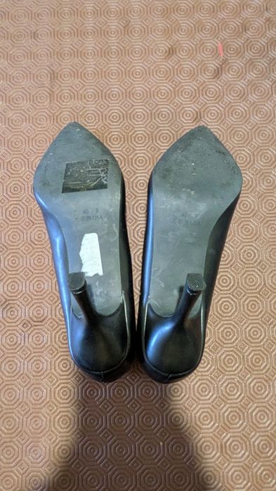 Sapatos de salto alto