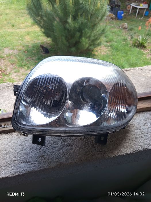 Farol esquerdo Renault Clio 1.2