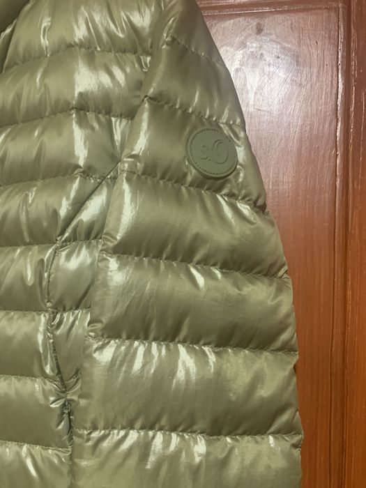 Курточка пухова легка