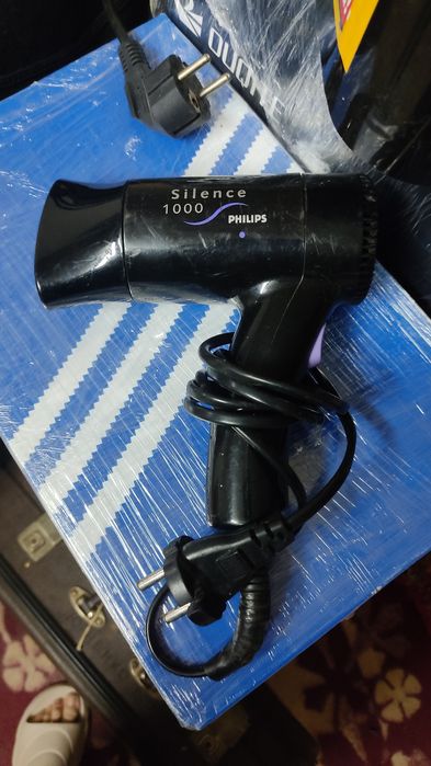 Фен Philips Silence 1000
