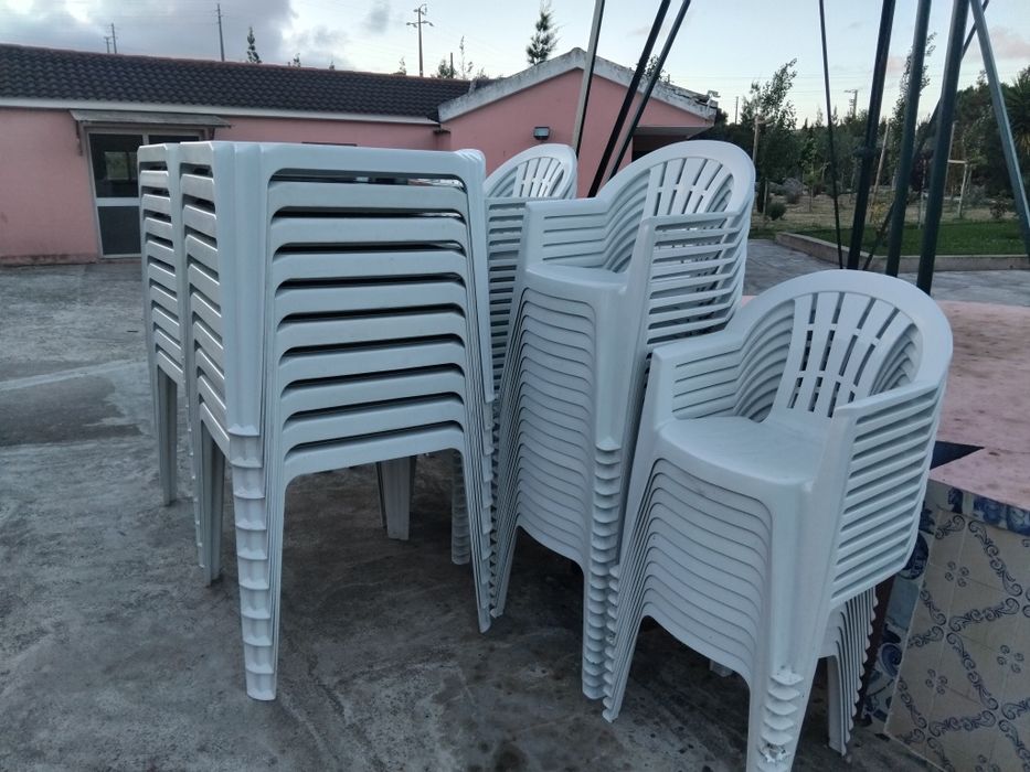 Aluguer Festas / mesas e cadeiras