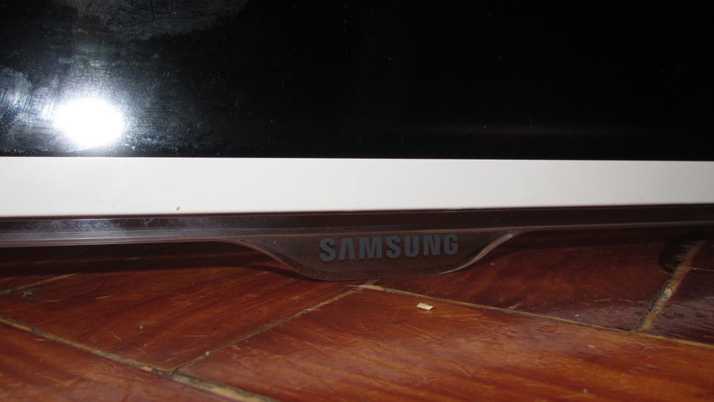 Televisão Samsung para reparação ou para peças