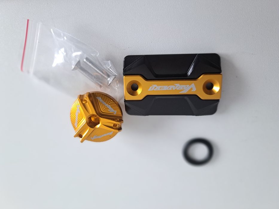 Korek , pokrywa pompy hamulcowej Honda Varadero 125