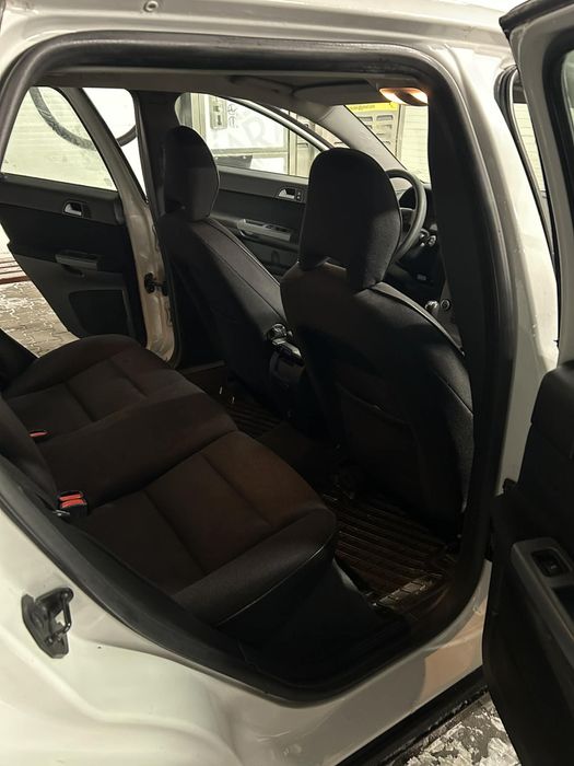 Sprzedam Volvo v50 2010