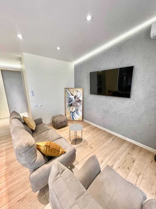 Продам пентхаус з РЕМОНТОМ. 3 кімнати. Газ. 2 ТЕРАСИ. ЖК На Прорізній