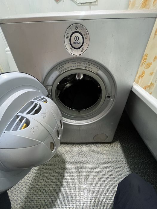 Indesit серії Moon