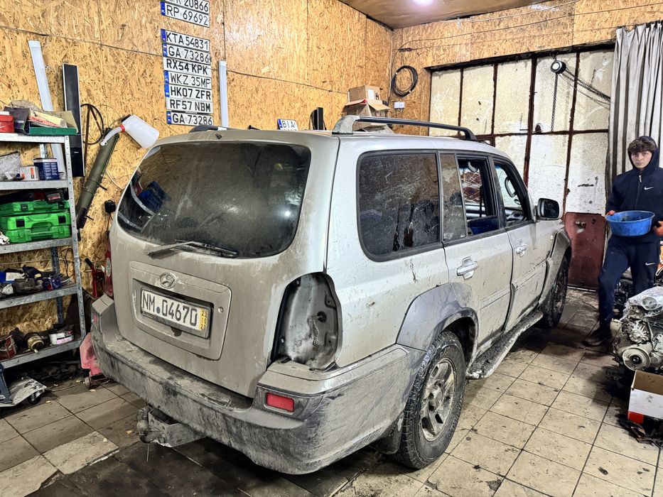 Авторозбірка Hyundai Terracan 2.9 diesel Авторазборка с 2004 по 2007