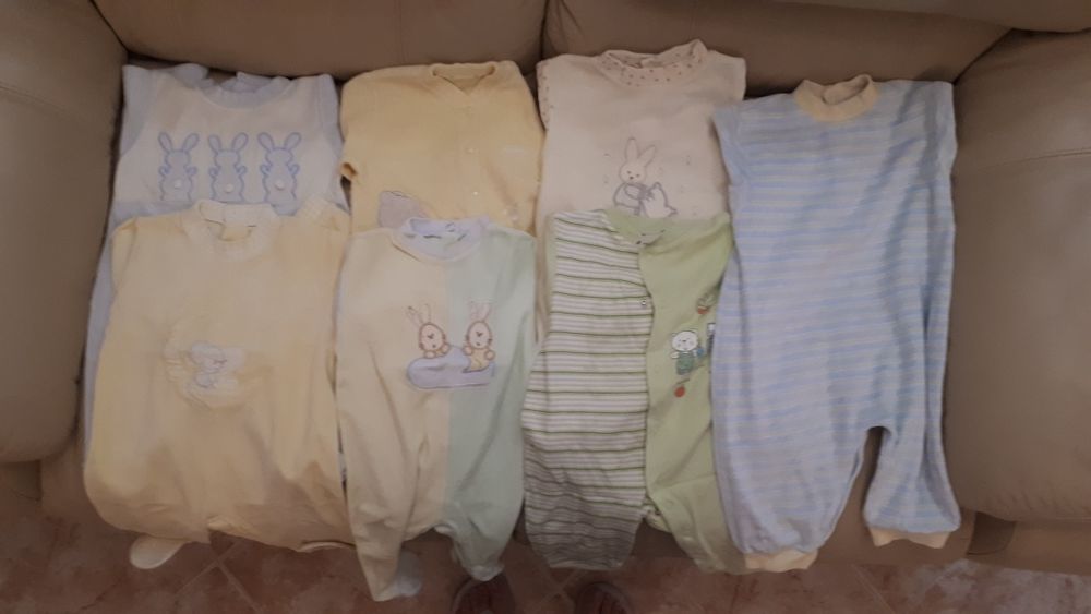 Roupa de bebé de 12 meses