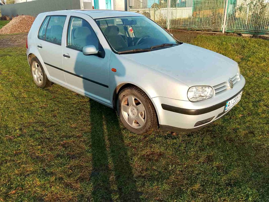 Продам Golf 1998 року. Надійний а саме головне цілий атомобіль