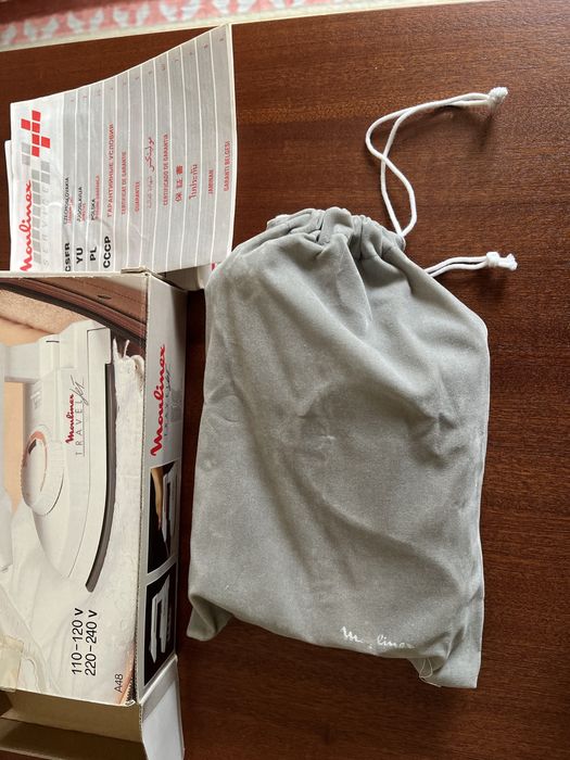 Ferro de engomar de viagem