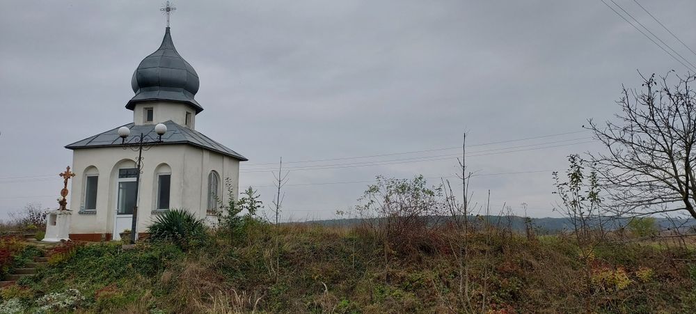 Земельна ділянка в Крилосі
