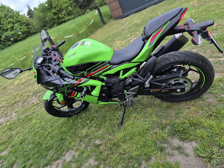 Kawasaki Ninja 125 jak nowy