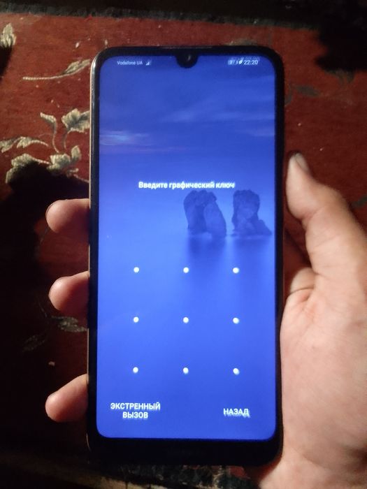 HUAWEI Y6 продам вхорошем состояние