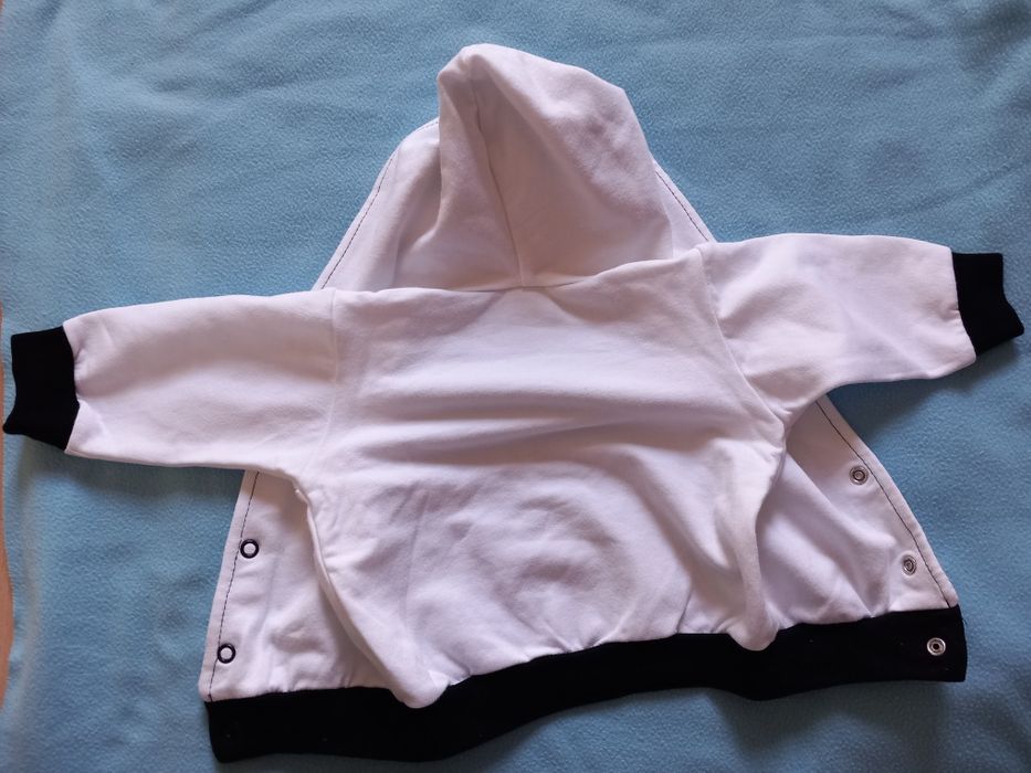 Bluza rozpinana z kapturem rozmiar 62