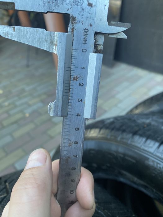 Продам мʼякі та тихі Шини R17/225/60