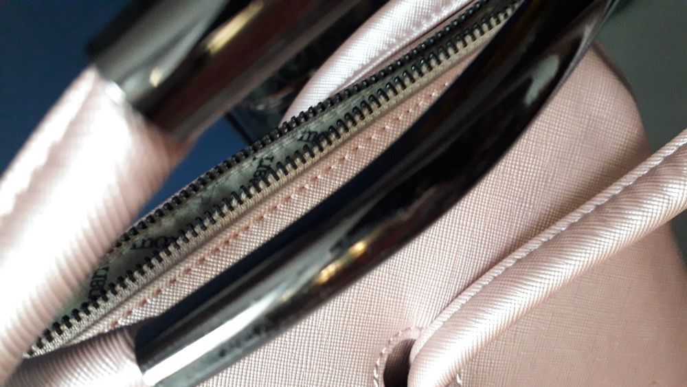 Torebka  monnieri  nowa