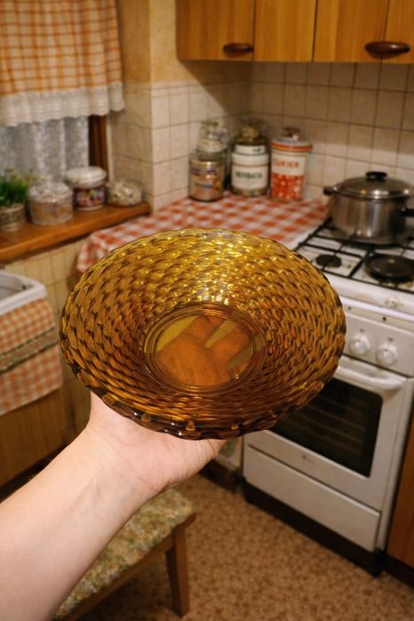 2x miseczka PRL bursztynowa szkło prasowane vintage