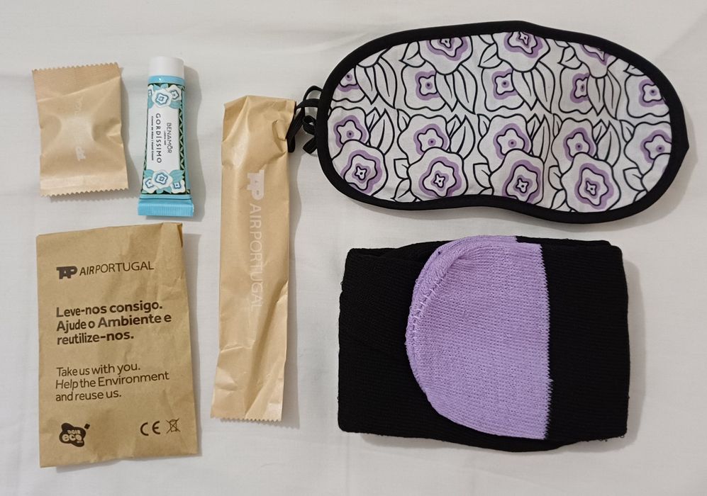 Bolsa / amenity kit / nécessaire TAP PORTUGAL NOVOS
