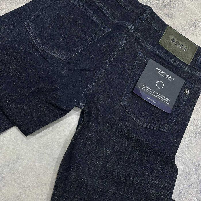 Не терті чолвоічі джисни Hugo Boss