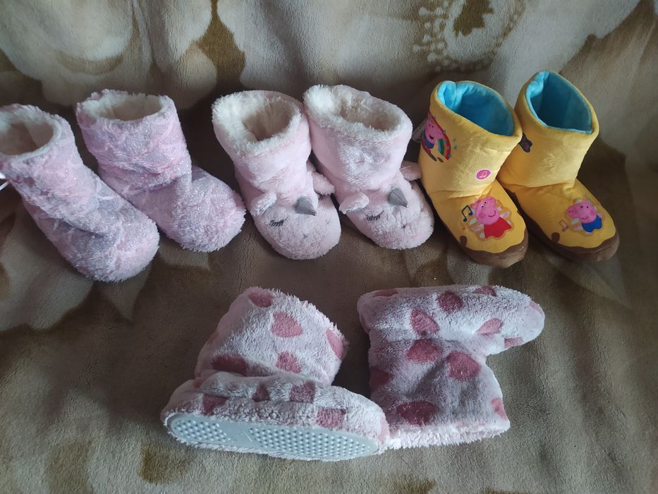 Тапки на дівчат.жіночі