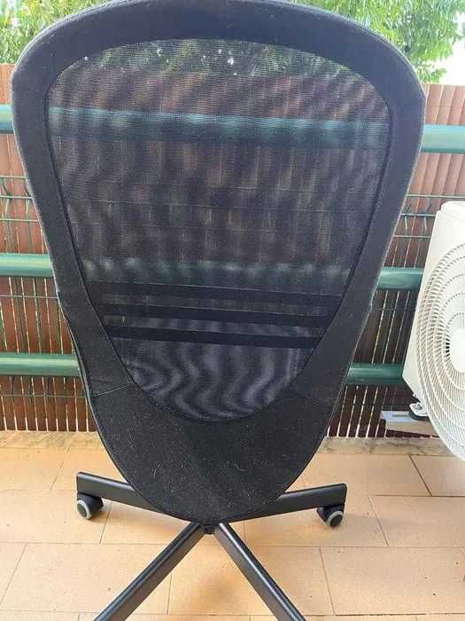 Cadeia Giratória e Luminária com Lâmpada LED