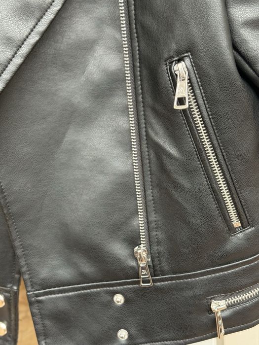 Кожаная куртка ZARA