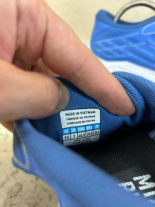 Кроссовки Mizuno Wave Equate 8