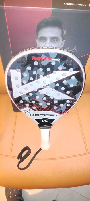 Kombat MM3 Pro com Garantia (Como Nova) - Padel - Edição Limitada