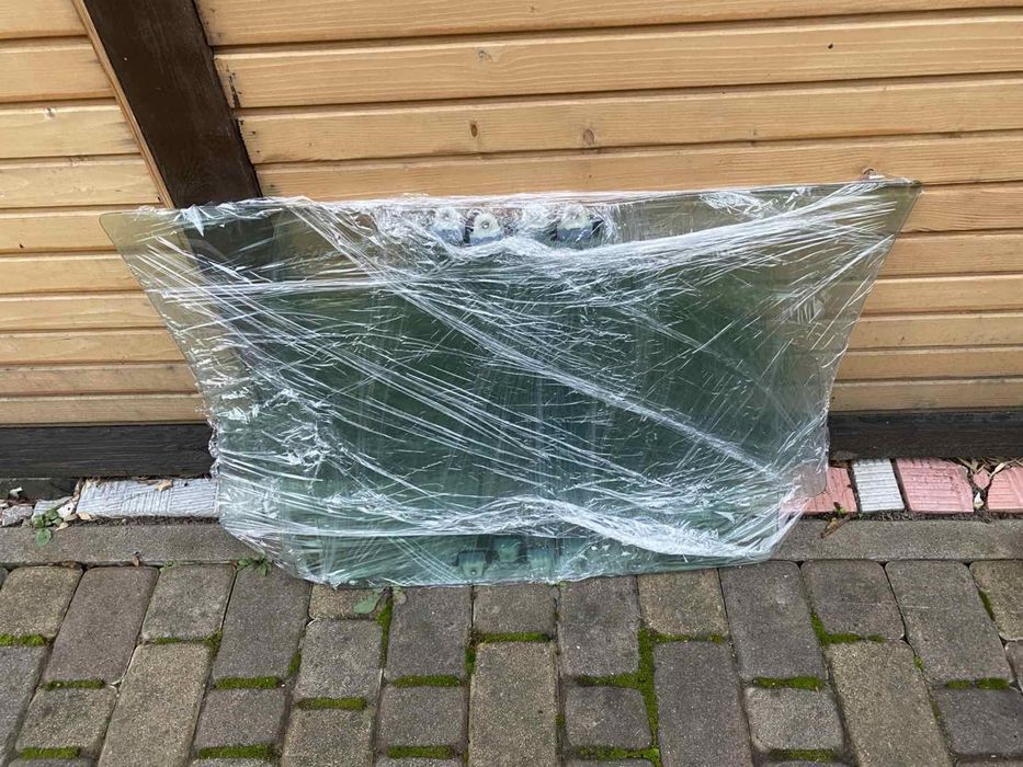 Боковые стёкла на Пежо Ландтрек