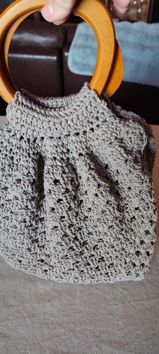 Mala nova em crochê