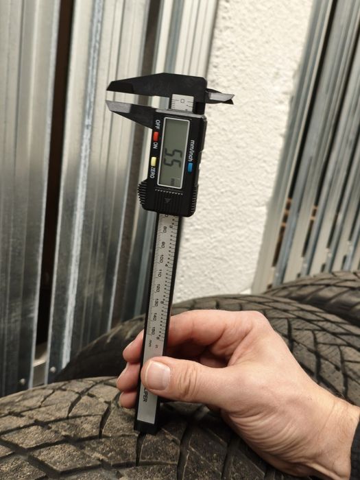 Opony zimowe 215/50/17