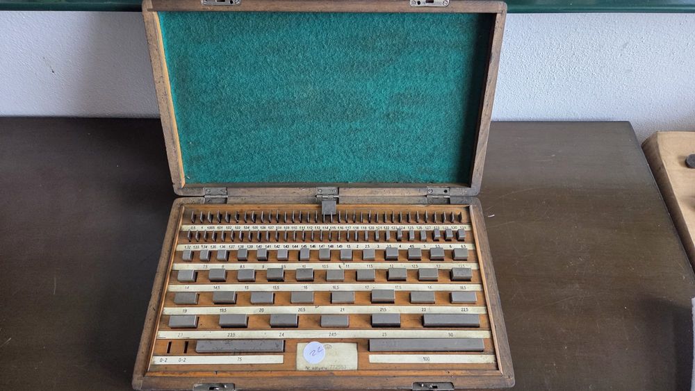 Caixa de calibres para fresadora