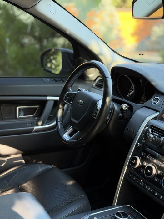 ПРОДАМ Land Rover Discovery Sport
