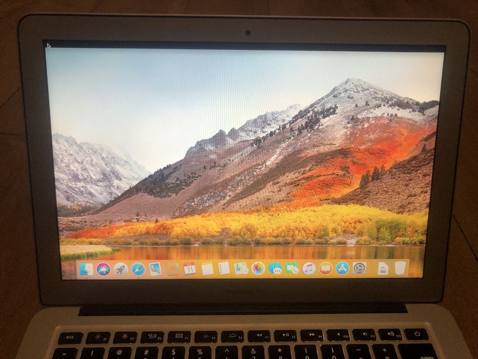 MacBook Air 4,2 2011 rok