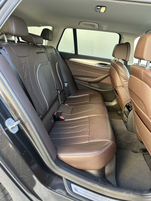 Bmw 530e 292 cv Facelift 2021 aceito retomas