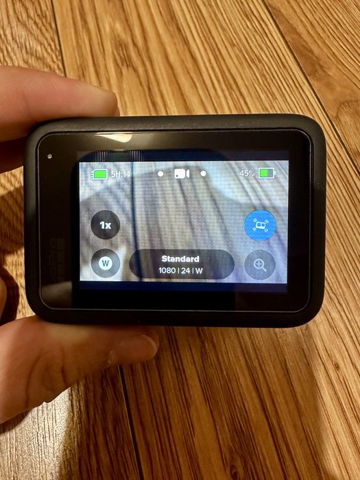 GoPro HERO10 Black – idealny stan + bogaty zestaw akcesoriów