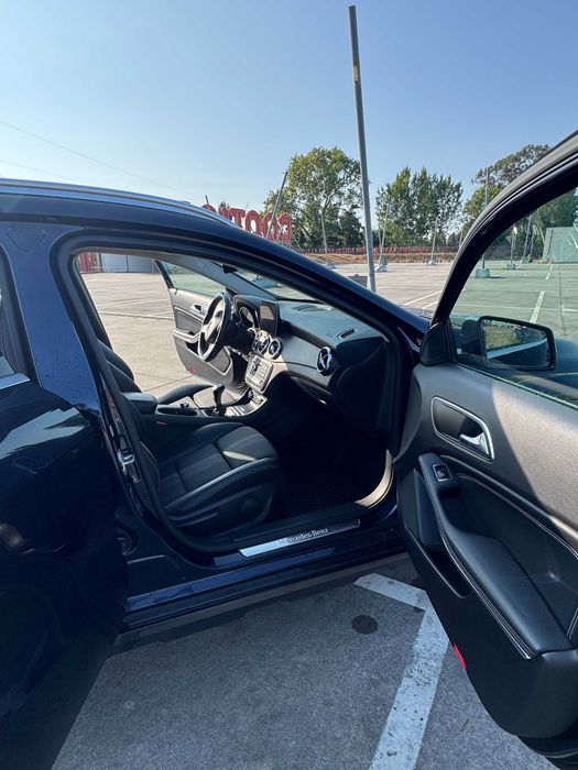 Mercedes GLA180d 2017