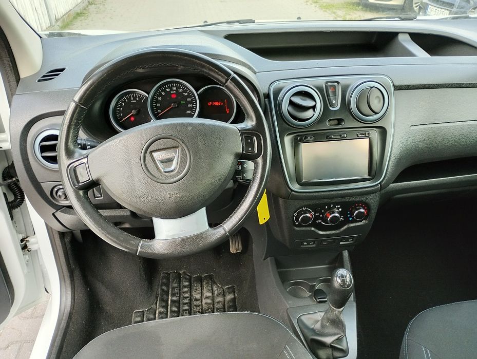 Dacia Dokker *Super Stan Rok 2016*