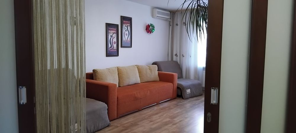 Вишенька. Вишенка. Космонавтів. Парк Дружби народів. 2к Квартира Затиш