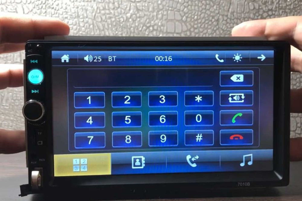 Автомагнитола pioneer 2din 7010 little з пультом,экран сенсорный