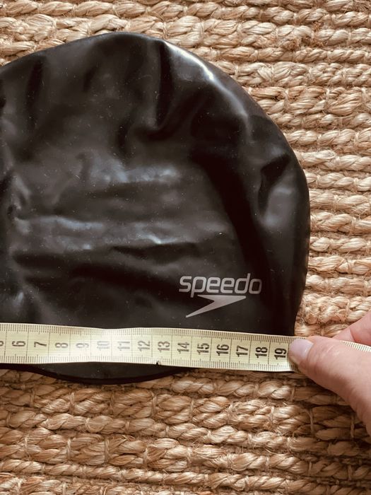 Для плавания шапочка speedo и шлепки