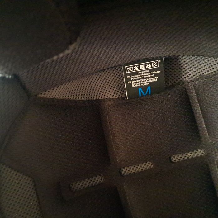 Capacete  está  novo