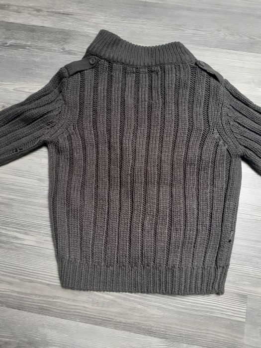 Sweterek chłopięcy