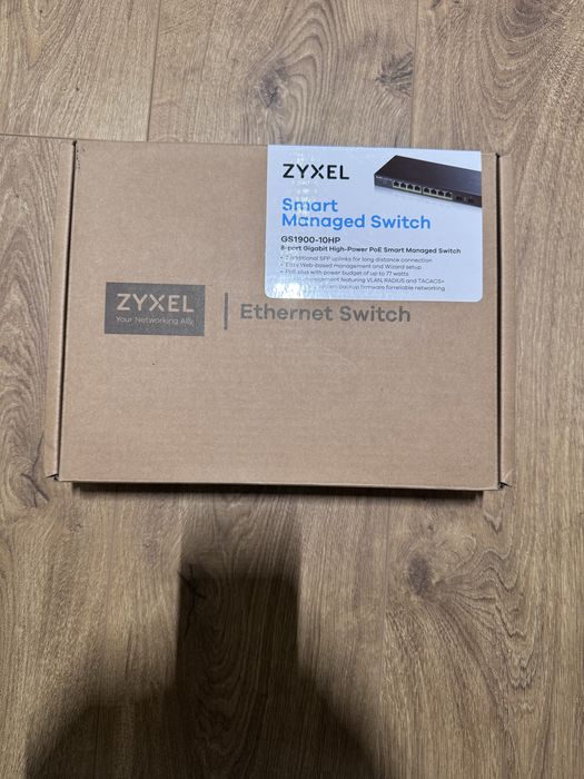 Zarzadzalny switch PoE+ GS1900-10HP-EU0102F 8 x 1Gb/s PoE+ 2x SFP