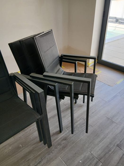 Mesa de jardim com 6 cadeiras