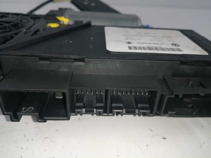 ELEVADOR DE VIDRO TRASEIRO DIREITO PORSCHE CAYENNE 2003 -7L0839462